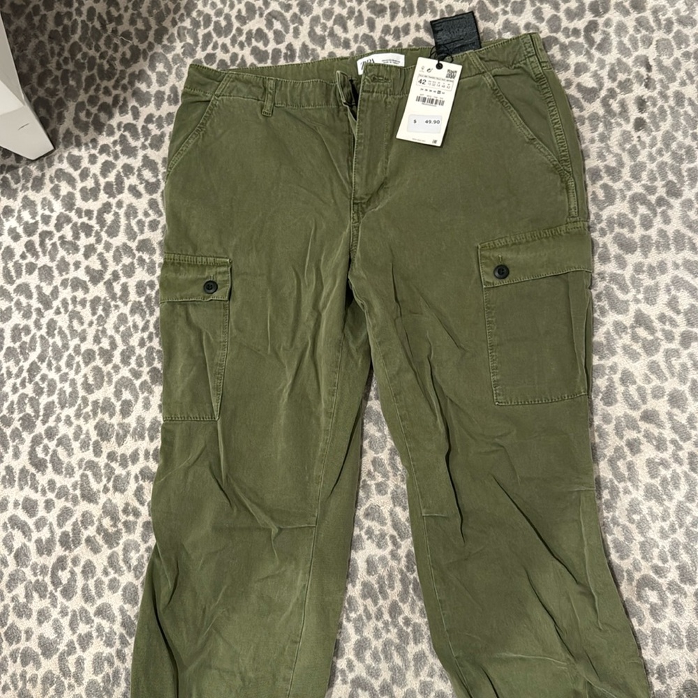 Great brand new Zara cargos